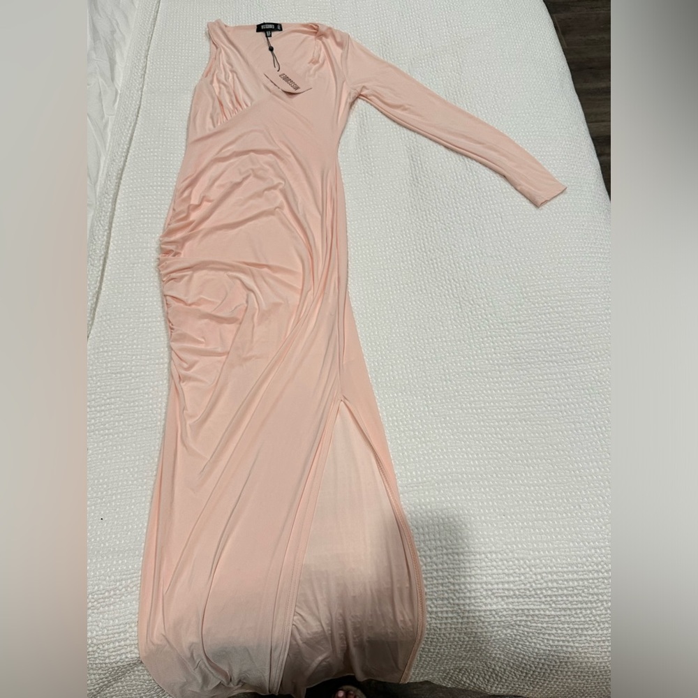 Light pink bodycon dress